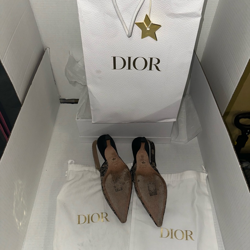 Dior J'adior Canvas Slingback Pump, toile de jouy, Black and Hazelnut - Picture 2 of 5